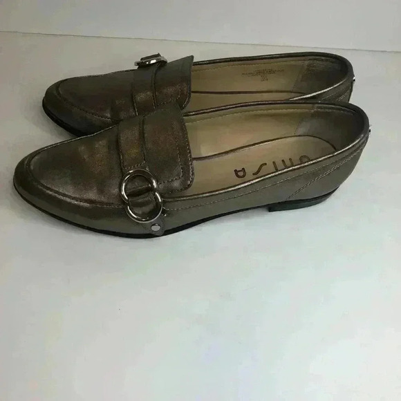 Unisa Women’s Gold Slip on Comfort Shoes size 8.5M - Picture 2 of 6